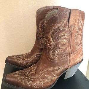Ariat Chandler Western Boots
